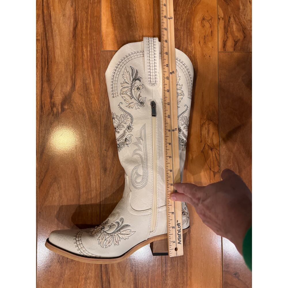 White western cowboy boots with rhinestone detailing  floral embroidery size 7 - Picture 7 of 10